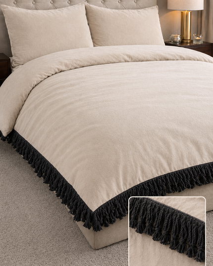 Pure Model Tasseled Bedding Set